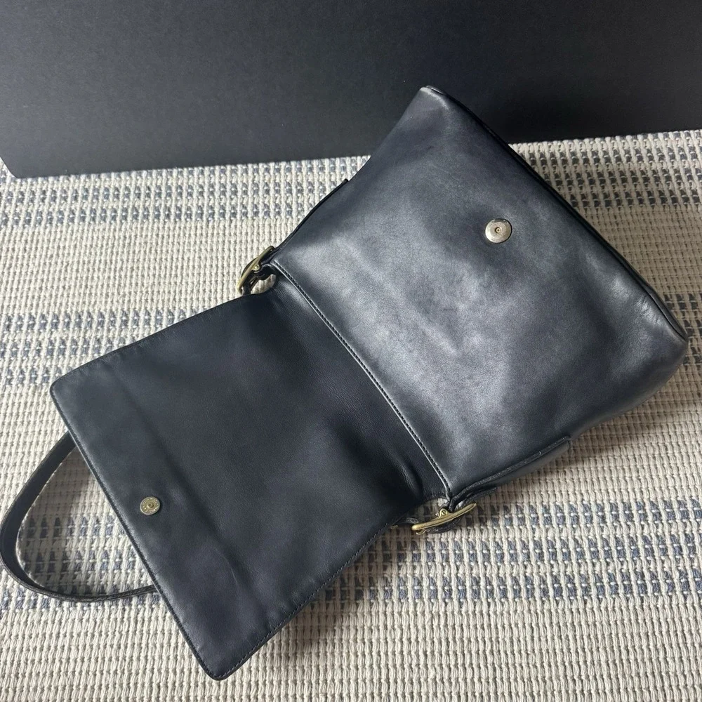 Vintage Coach Legacy 1991 Costa Rica Black Leather Flap Shoulder Bag 9828